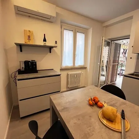 Moderno E Silenzioso Vicino Al Centro Di Apartment